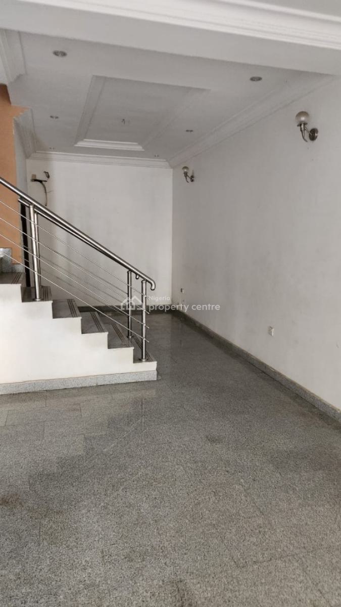 Neatly Used 4 Bedroom Terrace House, Osapa, Lekki, Lagos, Terraced Duplex for Rent