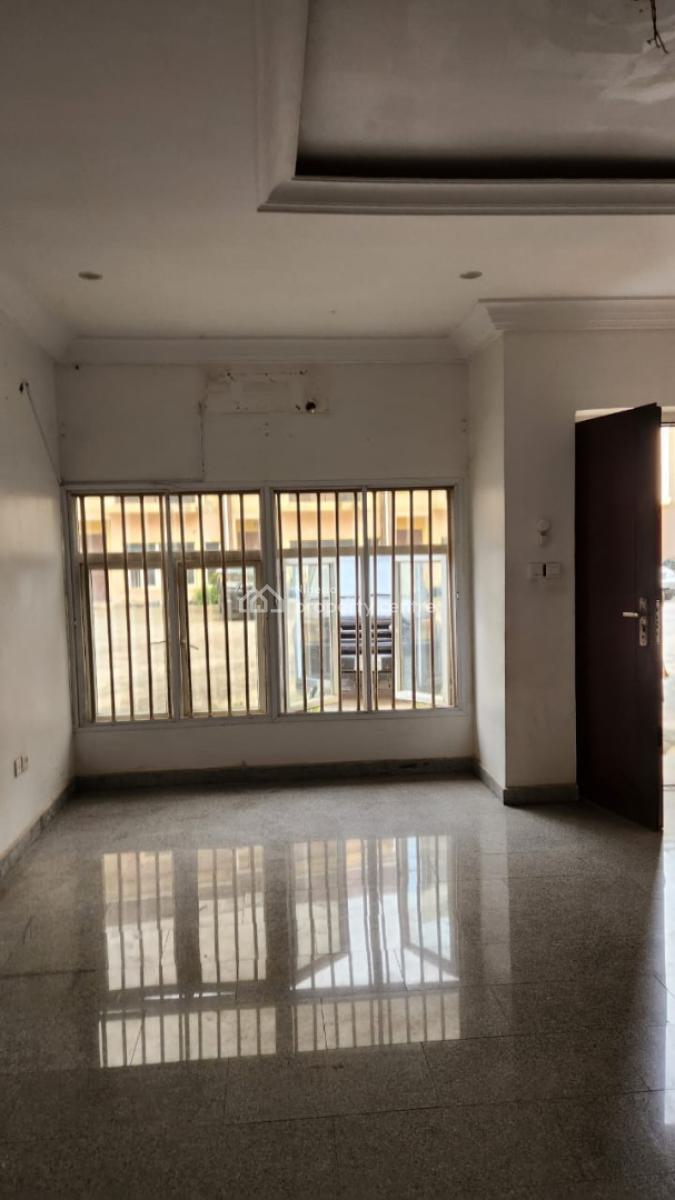 Neatly Used 4 Bedroom Terrace House, Osapa, Lekki, Lagos, Terraced Duplex for Rent