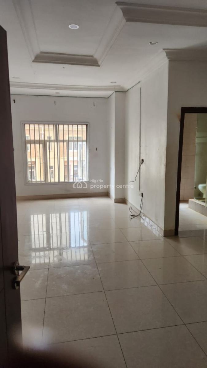 Neatly Used 4 Bedroom Terrace House, Osapa, Lekki, Lagos, Terraced Duplex for Rent
