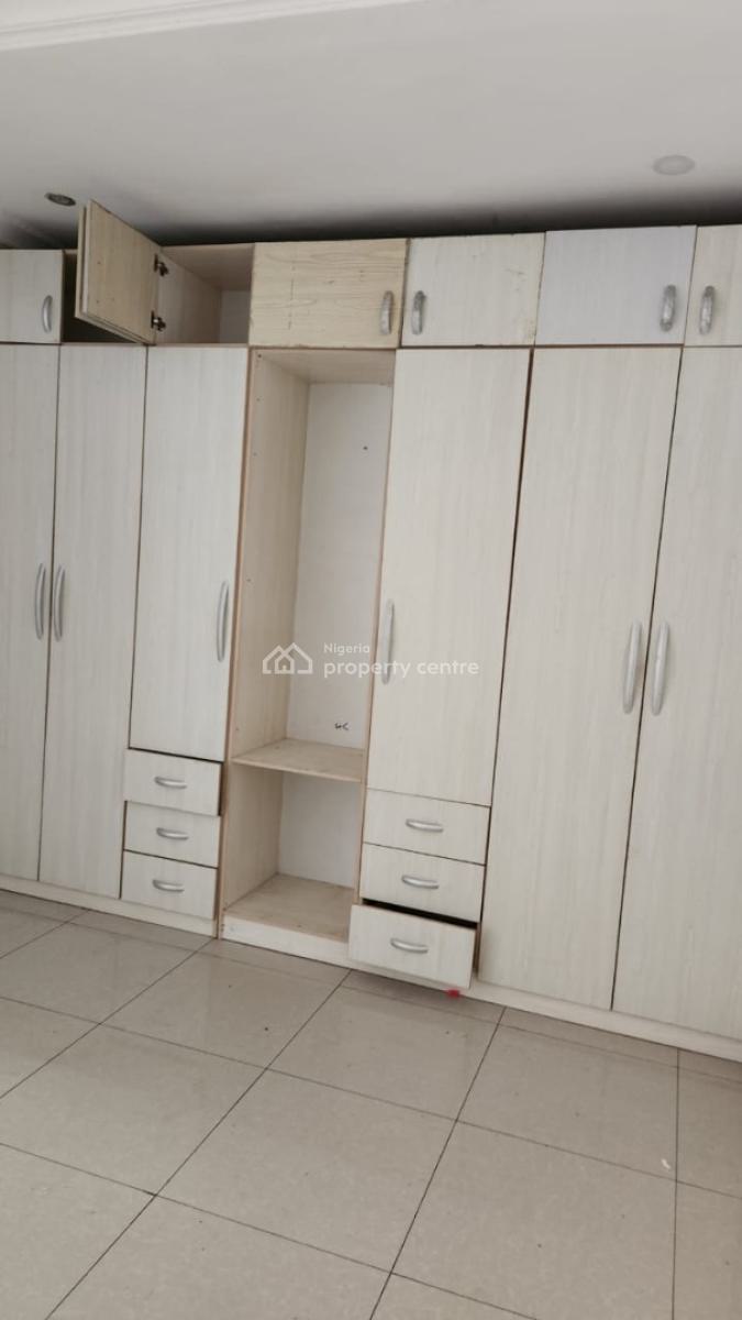 Neatly Used 4 Bedroom Terrace House, Osapa, Lekki, Lagos, Terraced Duplex for Rent