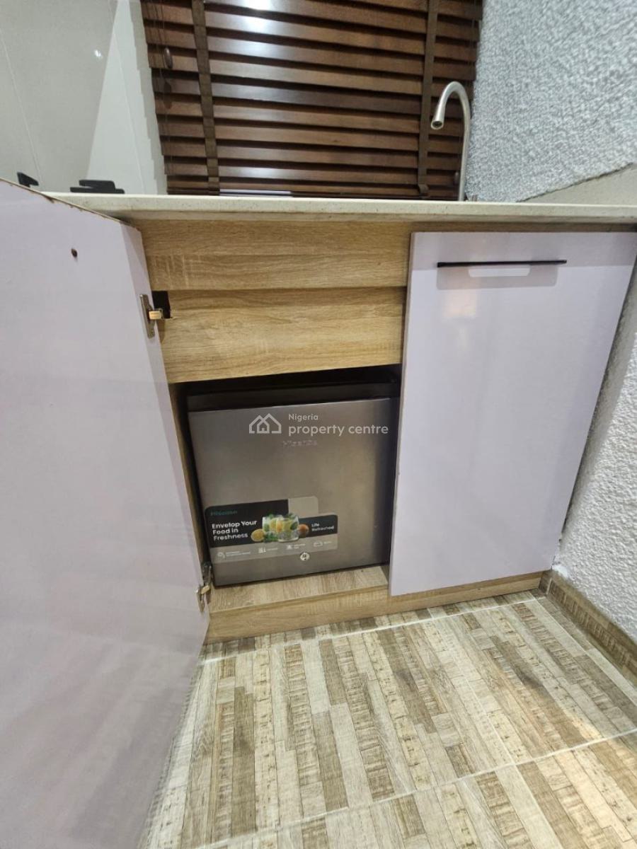 Beautifully Furnished Clean Serviced Studio Apartment, Oniru, Victoria Island (vi), Lagos, Flat / Apartment Short Let