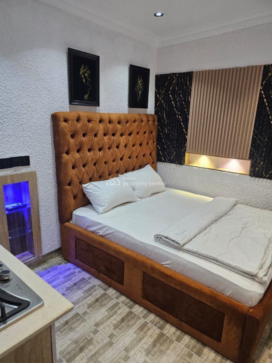 Beautifully Furnished Clean Serviced Studio Apartment, Oniru, Victoria Island (vi), Lagos, Flat / Apartment Short Let