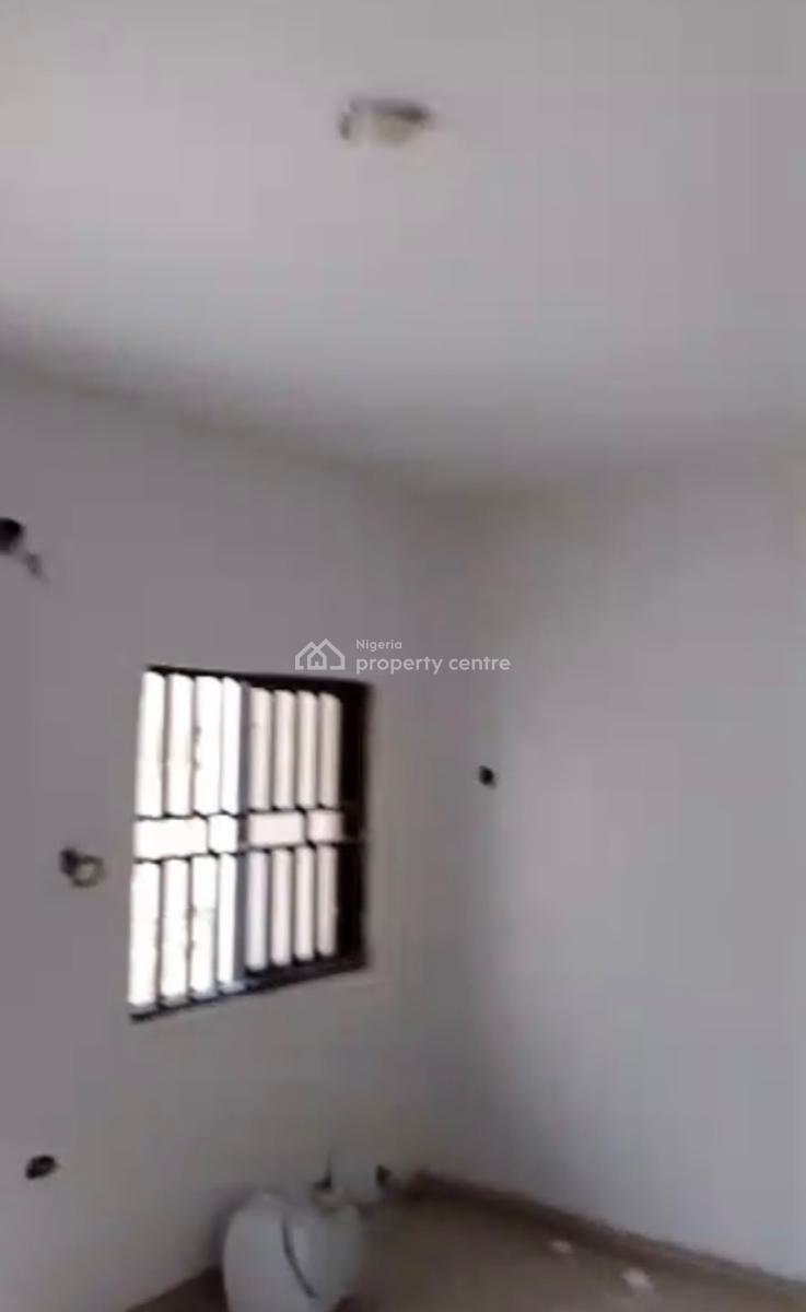 a Standard Nice and Sharp 3 Bedroom Block of Flats, Utako, Abuja, Flat / Apartment for Rent