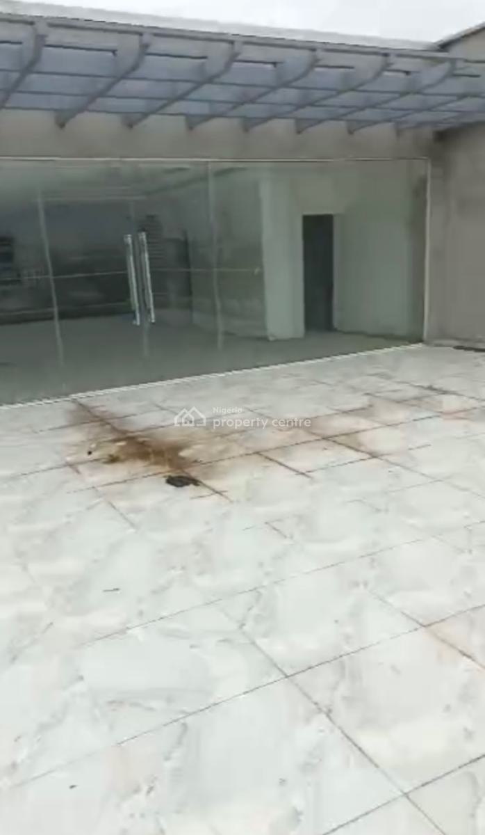a Standard Perfect for Lounge / Restaurant, Wuse 2, Abuja, Commercial Property for Rent