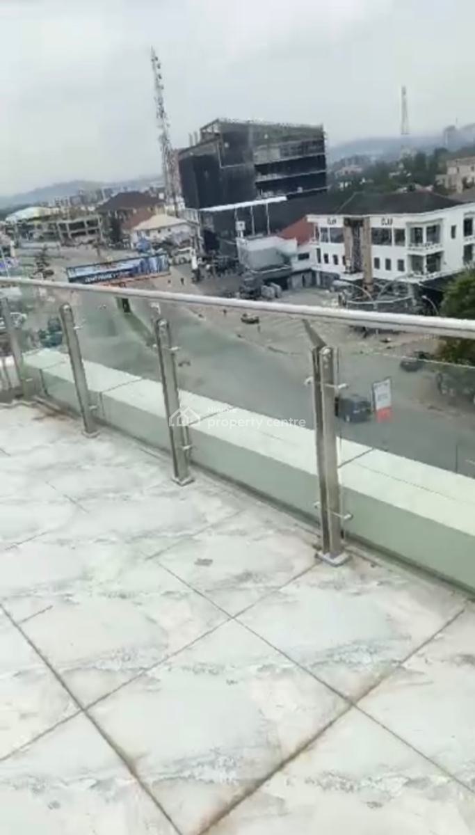 a Standard Perfect for Lounge / Restaurant, Wuse 2, Abuja, Commercial Property for Rent