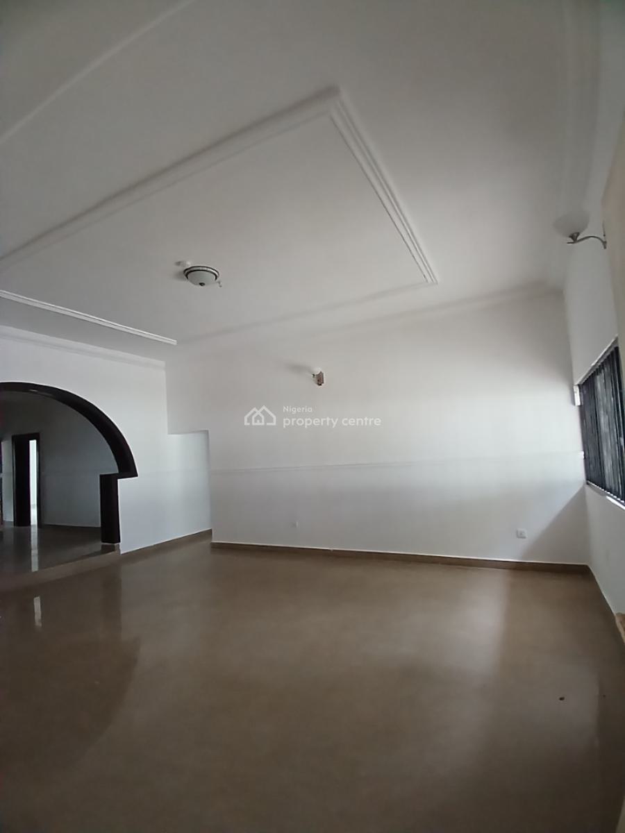 Well Renovated 3 Bedroom Block of Flat, Diplomatic Zone, Asokoro District, Abuja, House for Rent