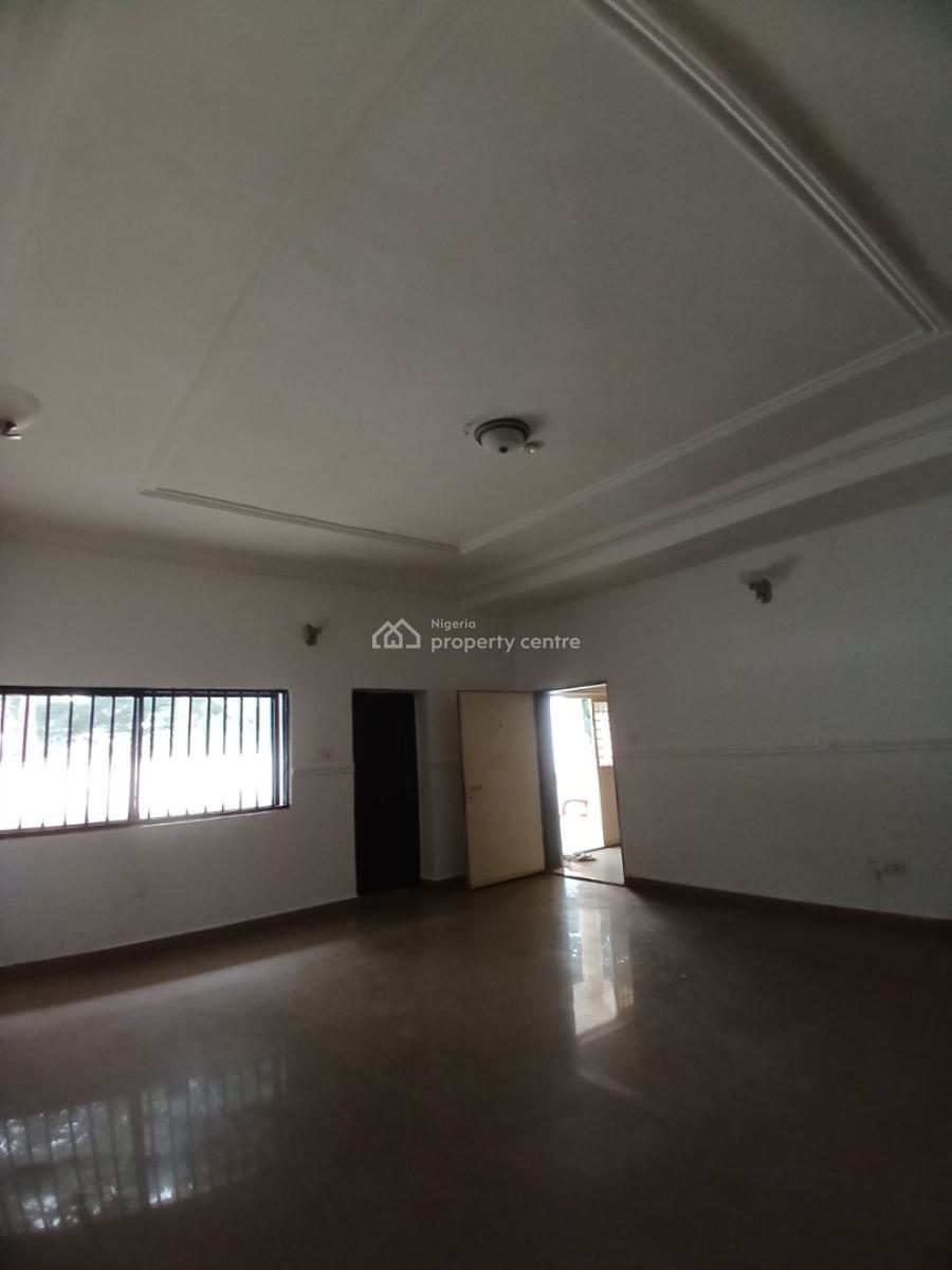 Well Renovated 3 Bedroom Block of Flat, Diplomatic Zone, Asokoro District, Abuja, House for Rent