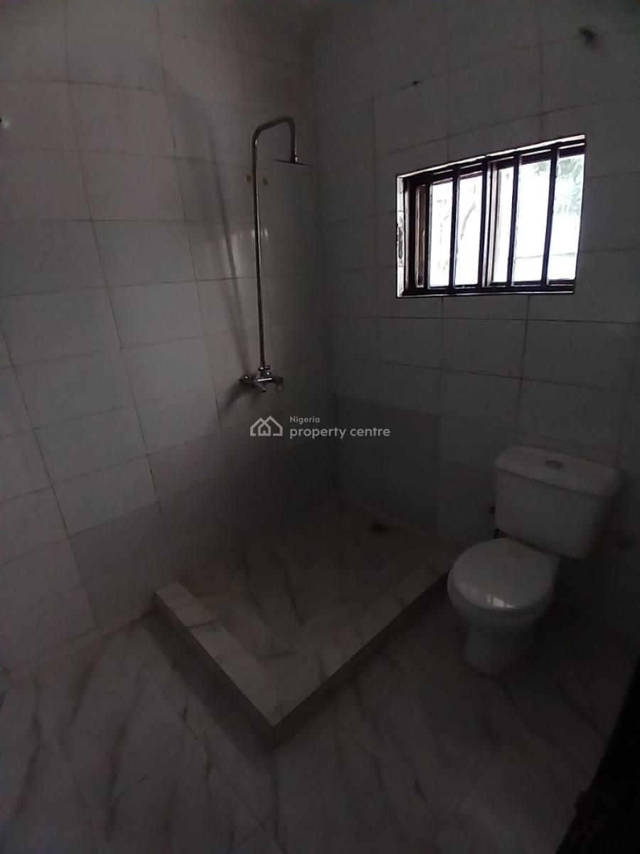 Well Renovated 3 Bedroom Block of Flat, Diplomatic Zone, Asokoro District, Abuja, House for Rent