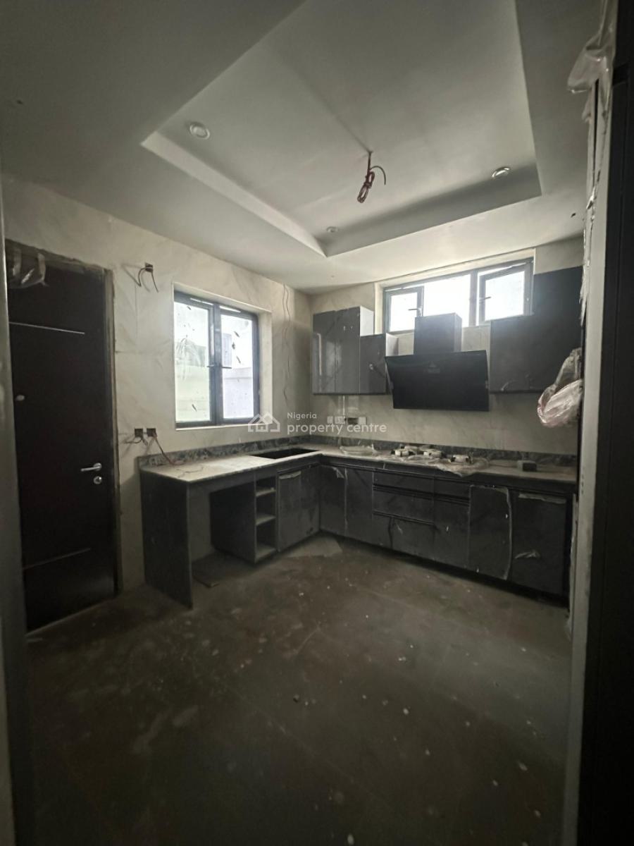 4 Bedroom Terrace Duplex + Bq, Lekki, Lagos, Terraced Duplex for Sale