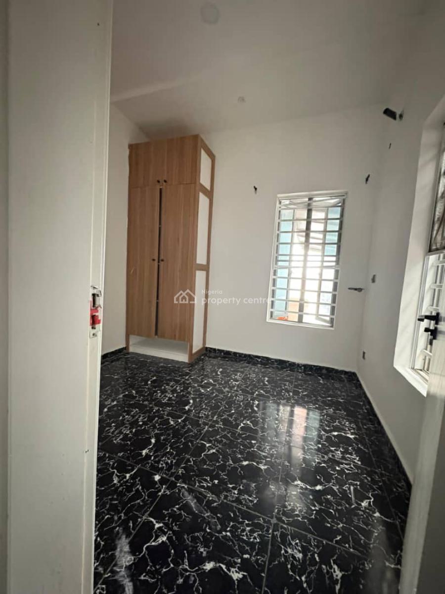 Standard Single Room Self Contain (duplex) Shared Apartment, Orchid Road, Lekki, Lagos, Self Contain (single Rooms) for Rent