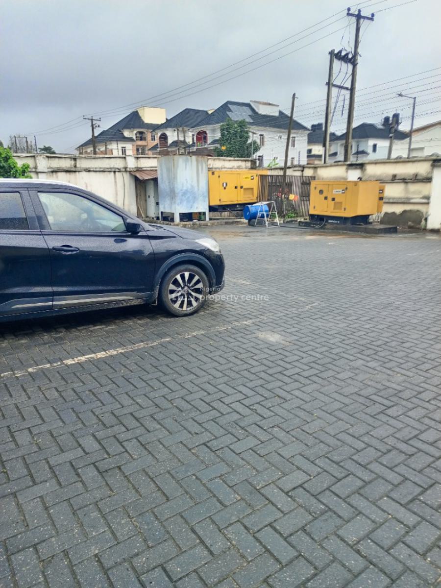 a Lovely 3 Flat with a Bq in a Serviced Apartment, Ikeja Gra, Ikeja, Lagos, Flat / Apartment for Rent