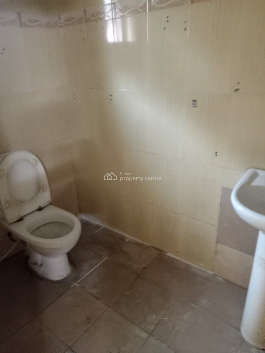 a Lovely 3 Flat with a Bq in a Serviced Apartment, Ikeja Gra, Ikeja, Lagos, Flat / Apartment for Rent