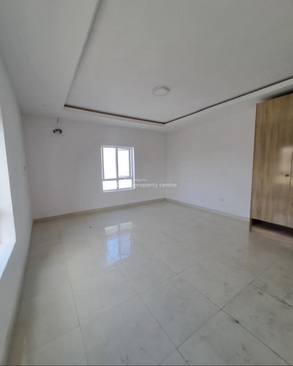 Spacious 6 Bedroom Semi Detached Duplex with Bq, Western Foreshore Estate, Osapa, Lekki, Lagos, Semi-detached Duplex for Sale