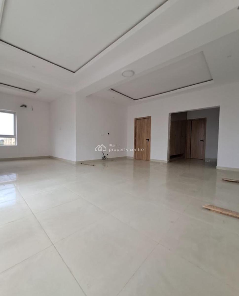 Spacious 6 Bedroom Semi Detached Duplex with Bq, Western Foreshore Estate, Osapa, Lekki, Lagos, Semi-detached Duplex for Sale