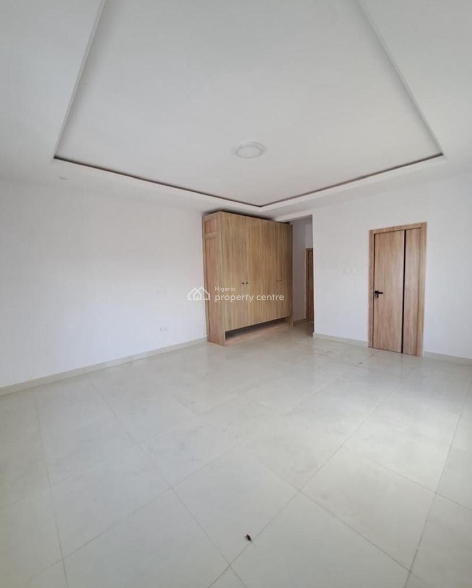 Spacious 6 Bedroom Semi Detached Duplex with Bq, Western Foreshore Estate, Osapa, Lekki, Lagos, Semi-detached Duplex for Sale
