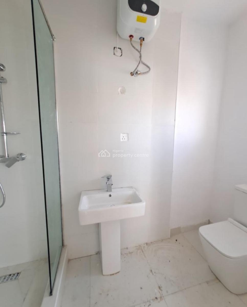 Spacious 6 Bedroom Semi Detached Duplex with Bq, Western Foreshore Estate, Osapa, Lekki, Lagos, Semi-detached Duplex for Sale