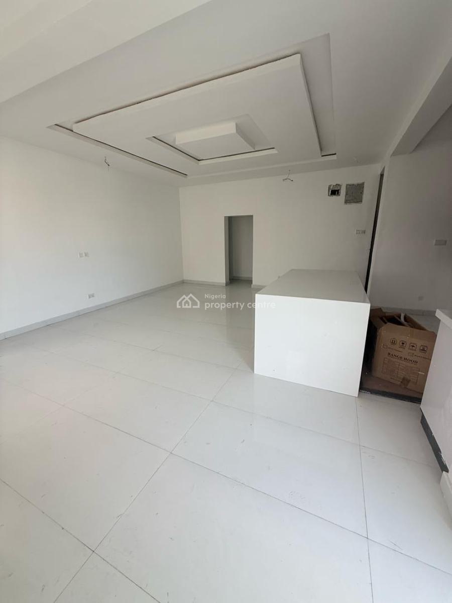 Fully Serviced 2bedroom Apartment ....comes with Swimming Pool, Lekki Phase 1 Lekki Lagos, Lekki Phase 1, Lekki, Lagos, House for Rent