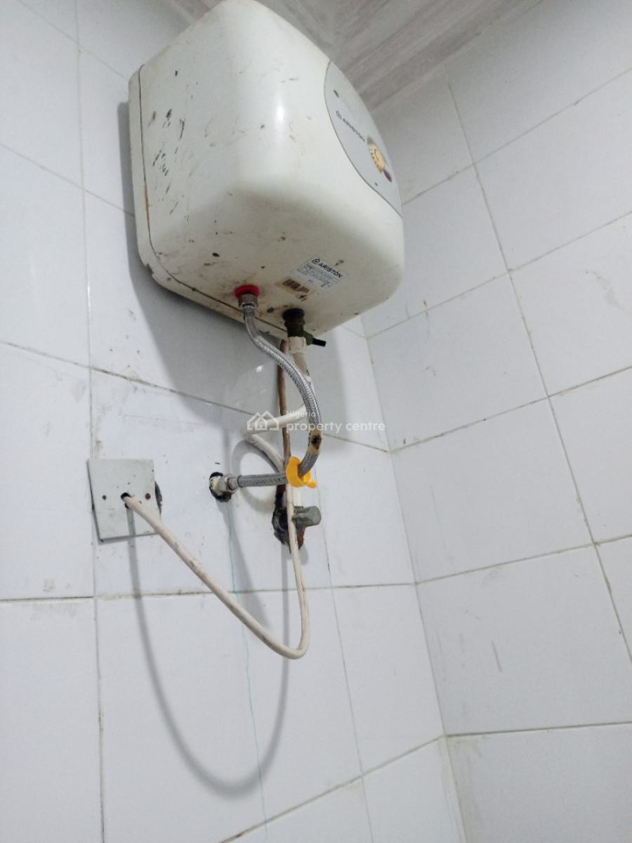 4 Bedroom Flat in a Sere Environment with a Bq Pool and Gym, Ikeja Gra, Ikeja, Lagos, Flat / Apartment for Rent