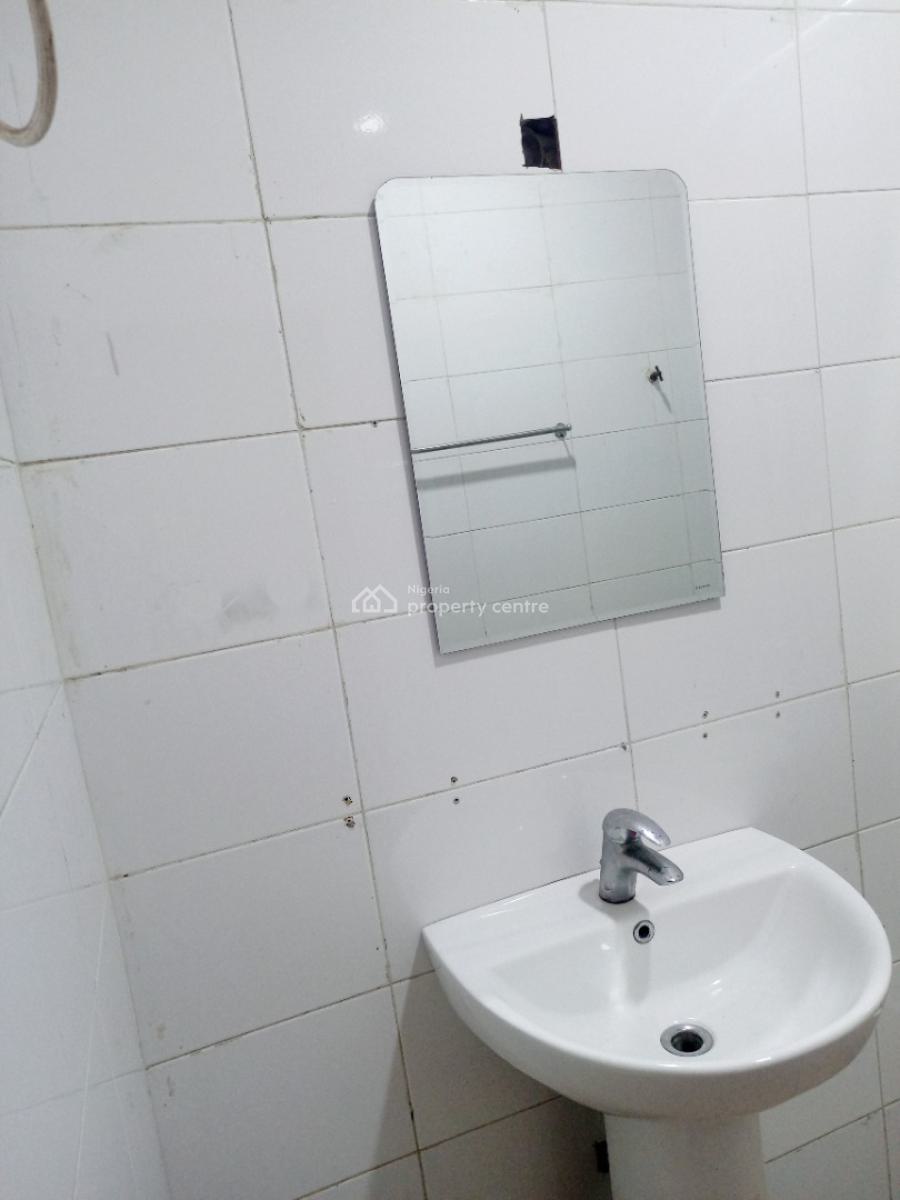 4 Bedroom Flat in a Sere Environment with a Bq Pool and Gym, Ikeja Gra, Ikeja, Lagos, Flat / Apartment for Rent