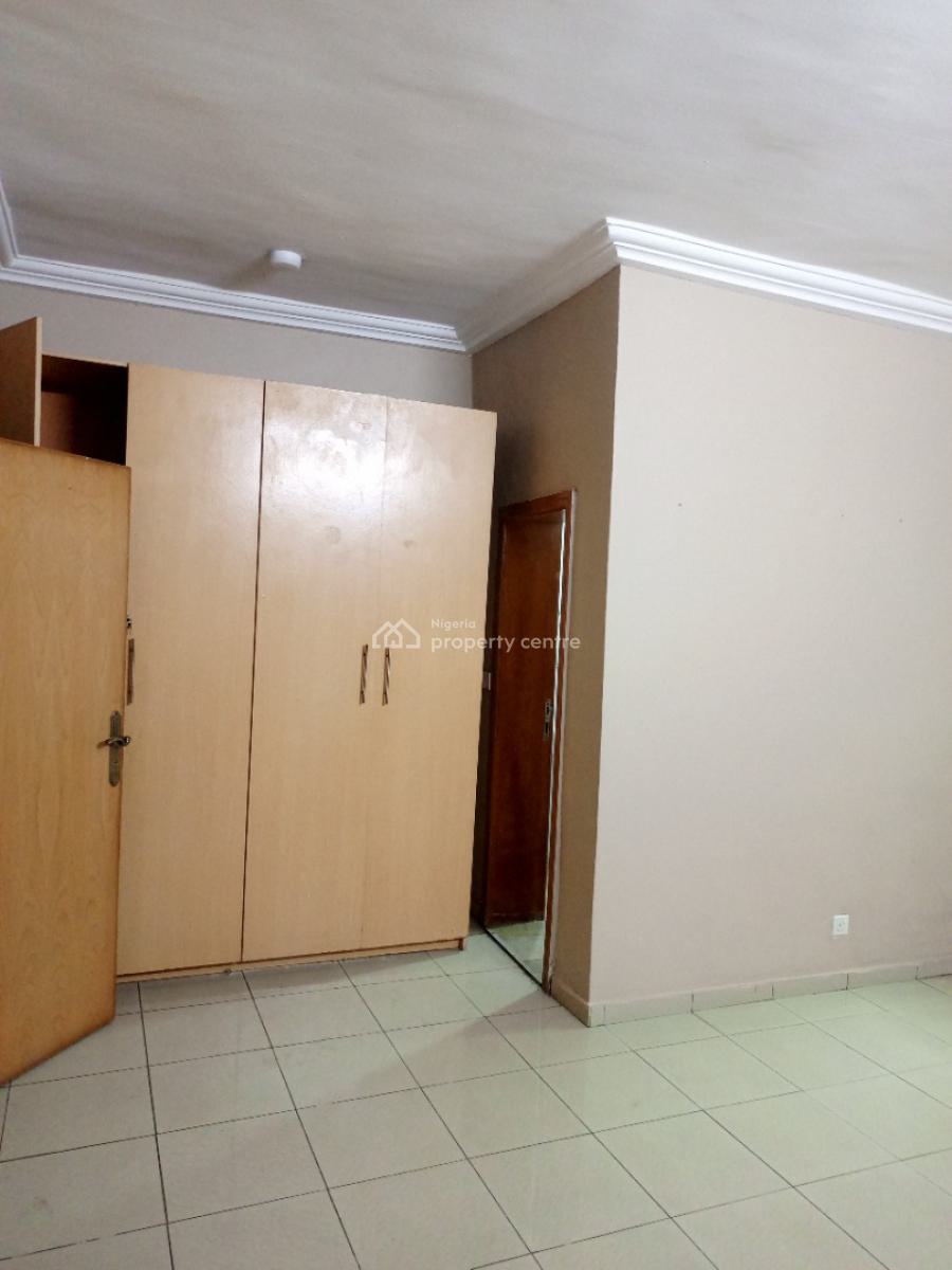 4 Bedroom Flat in a Sere Environment with a Bq Pool and Gym, Ikeja Gra, Ikeja, Lagos, Flat / Apartment for Rent