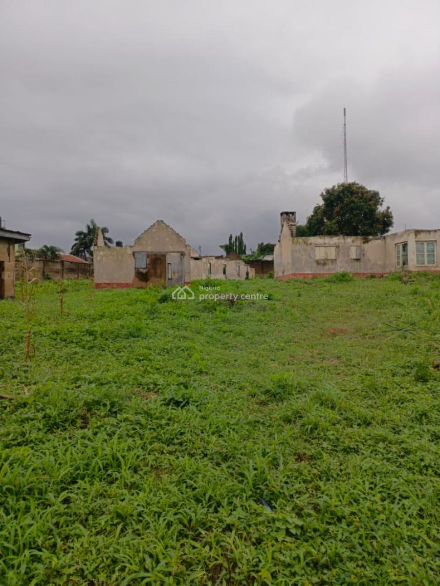 Fenced Parcel of Land with Already Demolished Structure, Subuola Area, Gra, Agodi, Ibadan, Oyo, Land for Sale