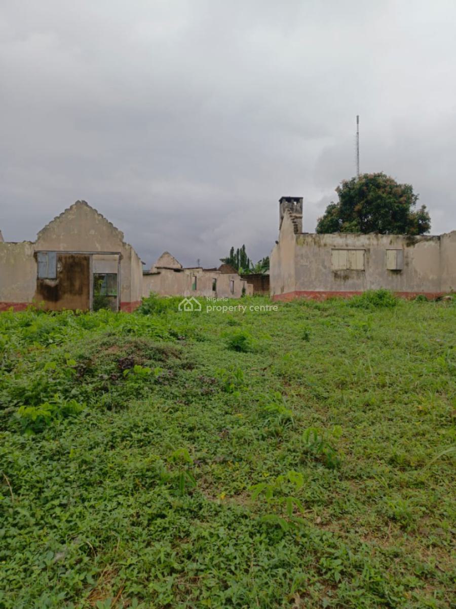 Fenced Parcel of Land with Already Demolished Structure, Subuola Area, Gra, Agodi, Ibadan, Oyo, Land for Sale