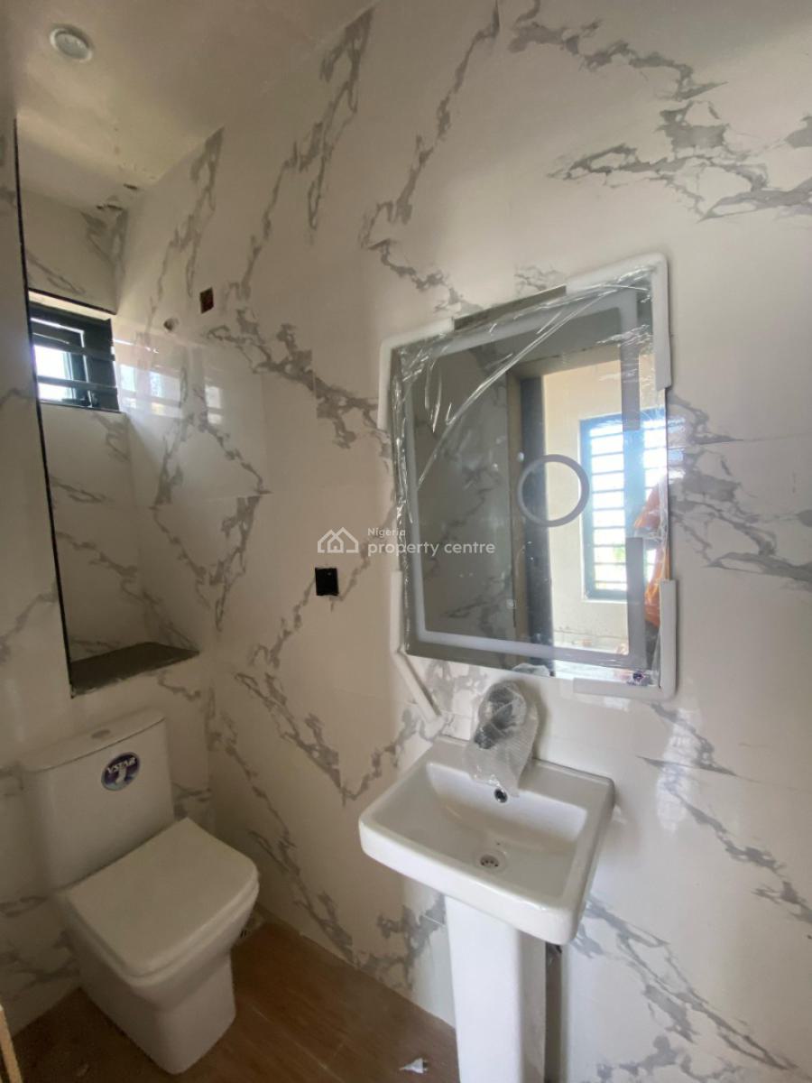 Invest in Luxury! 1/2 Bedroom Apartment with 24/7 Light, Orchid, Lekki, Lagos, Flat / Apartment for Sale