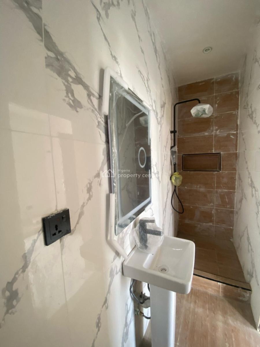 Invest in Luxury! 1/2 Bedroom Apartment with 24/7 Light, Orchid, Lekki, Lagos, Flat / Apartment for Sale