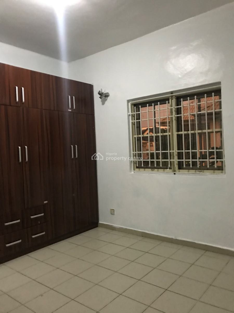 Fully Service 3 Bedroom Flat with a Room Bq @lekki Phase 1, Lekki Phase 1, Lekki, Lagos, Flat / Apartment for Rent