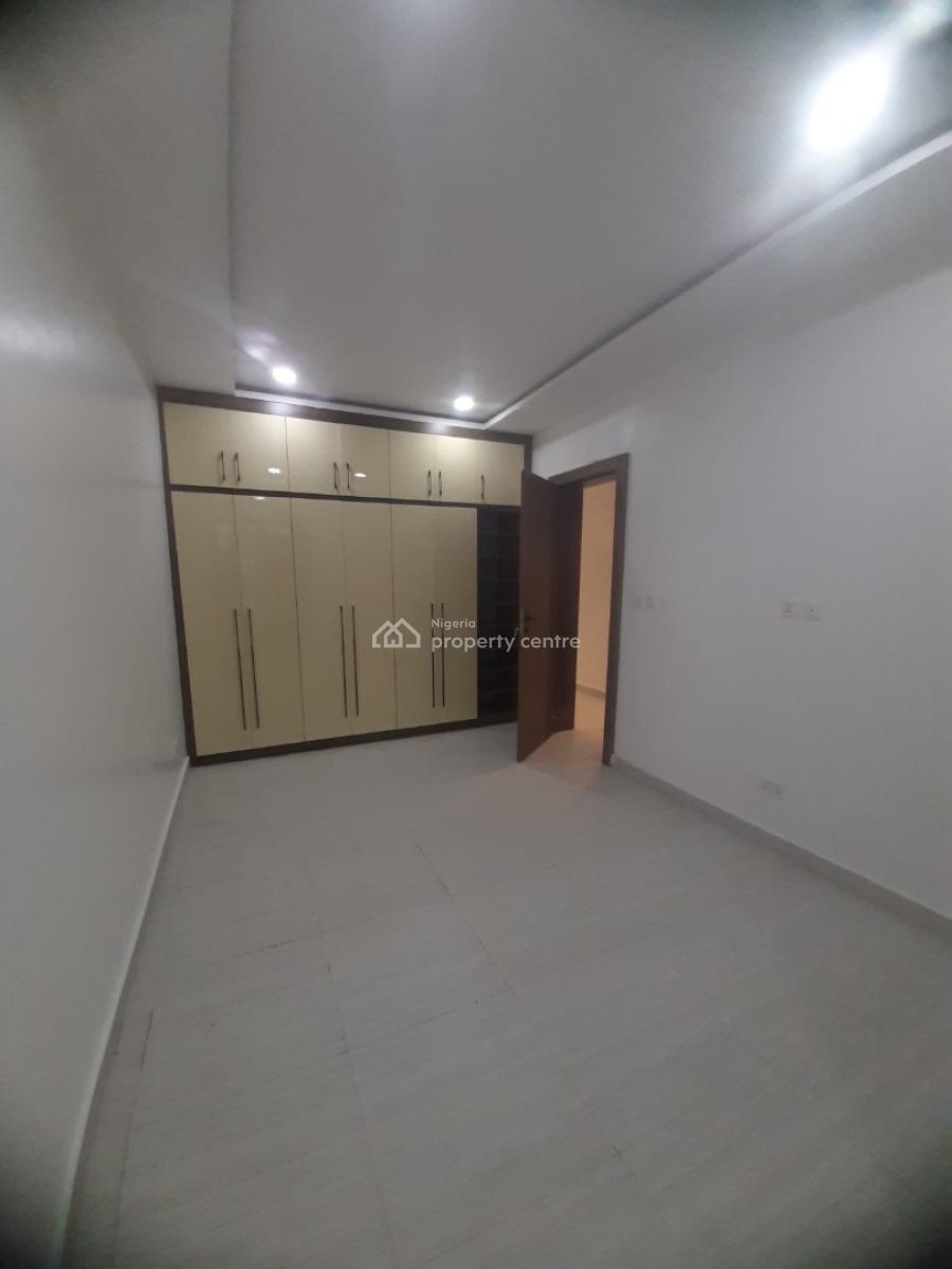 Newly Built and Serviced with 24/7 Power Supply 2 Bedroom En-suite Fla, Ikate Elegushi, Lekki, Lagos, Flat / Apartment for Sale