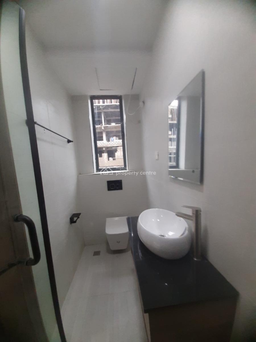 Newly Built and Serviced with 24/7 Power Supply 2 Bedroom En-suite Fla, Ikate Elegushi, Lekki, Lagos, Flat / Apartment for Sale
