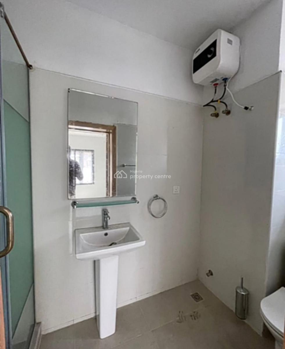 Well Built and Serviced 1 Bedroom Apartment, Ologolo, Lekki, Lagos, Mini Flat (room and Parlour) for Rent