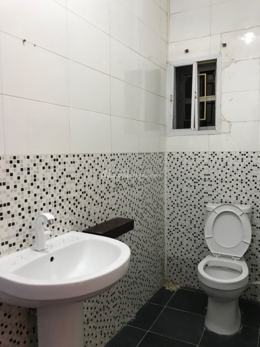 Very Standard and Massive Clean 2 Bedroom Flat @lekki Phase 1, Lekki Phase 1, Lekki, Lagos, Flat / Apartment for Rent