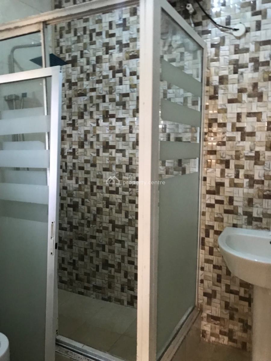 Very Standard and Massive Clean 2 Bedroom Flat @lekki Phase 1, Lekki Phase 1, Lekki, Lagos, Flat / Apartment for Rent