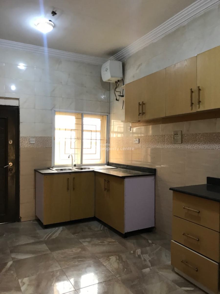 Very Standard and Massive Clean 2 Bedroom Flat @lekki Phase 1, Lekki Phase 1, Lekki, Lagos, Flat / Apartment for Rent