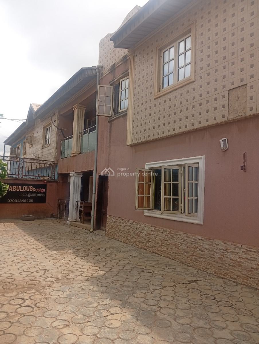 5 Bedroom Duplex with 2 No.of 3 Bedroom Flat, Doland Estate ,akute Via Ojodu Berger Lagos, Ojodu Berger, Ojodu, Lagos, Detached Duplex for Sale