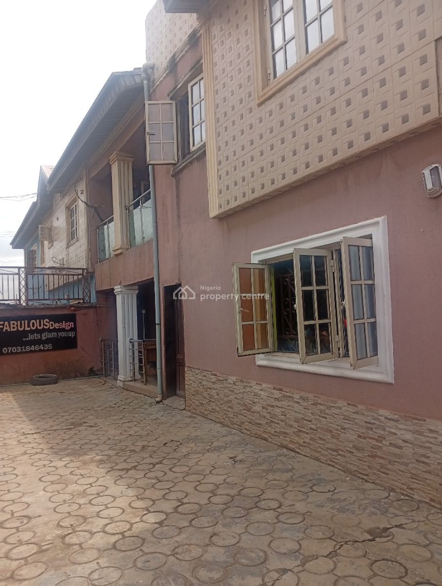 5 Bedroom Duplex with 2 No.of 3 Bedroom Flat, Doland Estate ,akute Via Ojodu Berger Lagos, Ojodu Berger, Ojodu, Lagos, Detached Duplex for Sale
