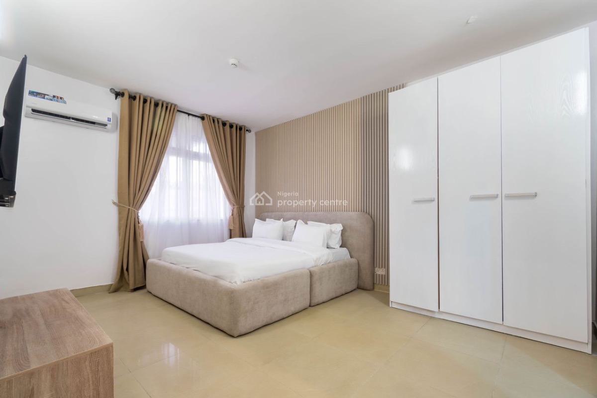 Super Luxurious, Massive 3 Bedroom Penthouse Duplex with Ps5, in-hous, Lekki Phase 1, Lekki, Lagos, Flat / Apartment Short Let