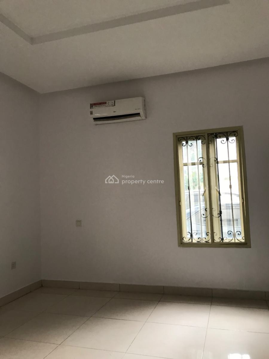 Fully Service and Fitted 2 Bedroom Flat @lekki Phase 1, Lekki Phase 1, Lekki, Lagos, Flat / Apartment for Rent