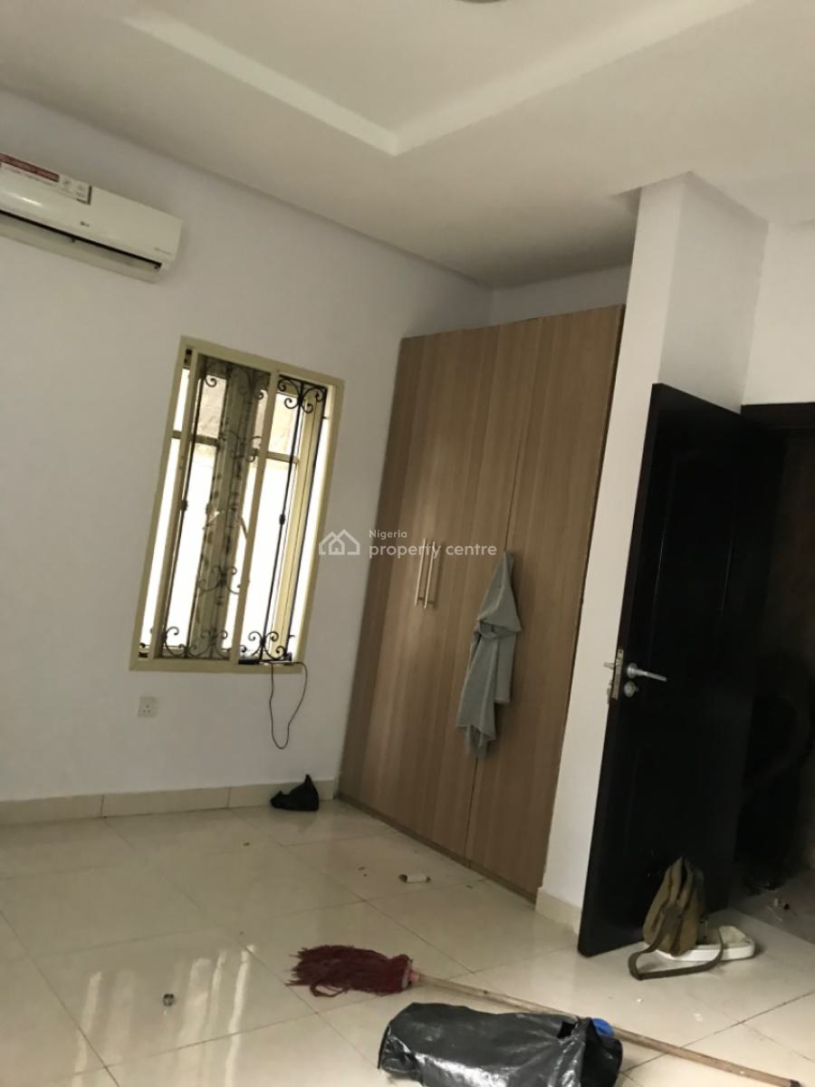 Fully Service and Fitted 2 Bedroom Flat, Lekki Phase 1, Lekki, Lagos, Flat / Apartment for Rent