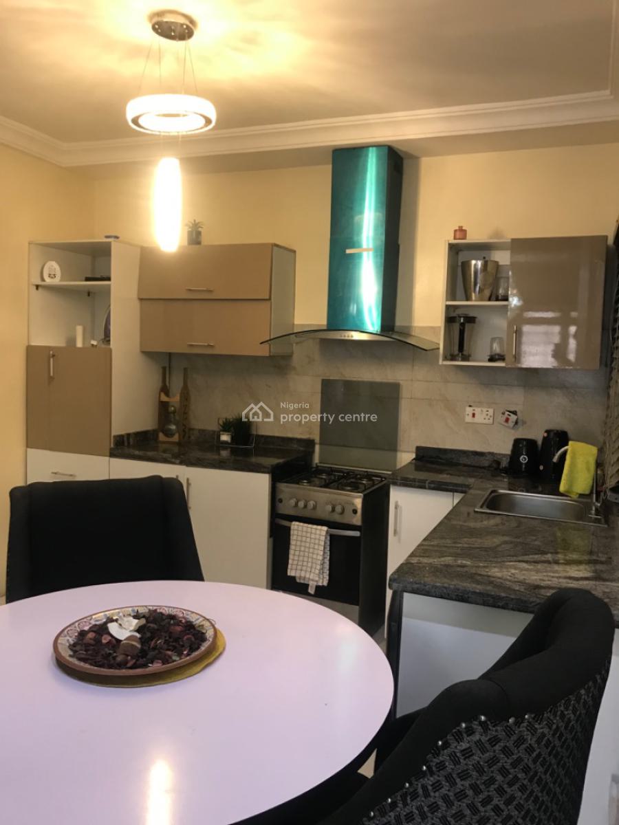 Fully Furnished and Service 2 Bedroom Apartment @lekki Phase 1 Right, Lekki Phase 1, Lekki, Lagos, Flat / Apartment for Rent