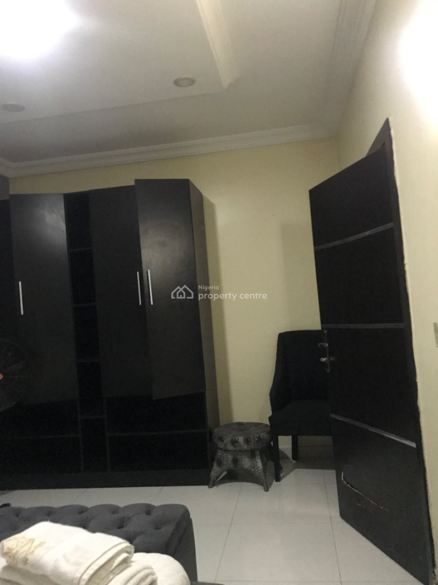 Fully Furnished and Service 2 Bedroom Apartment @lekki Phase 1 Right, Lekki Phase 1, Lekki, Lagos, Flat / Apartment for Rent