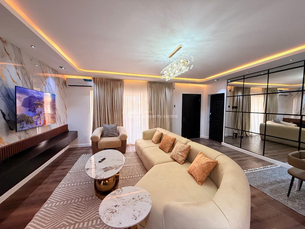 Luxury 1 Bedroom with Snooker Board / Tennis Board , Furnished Balcony, Lekki Phase 1, Lekki, Lagos, Flat / Apartment Short Let