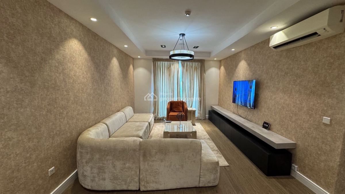 1 Bedroom Apartment with Snooker, Swimming Pool and Ps5, Lekki Phase 1, Lekki, Lagos, Flat / Apartment Short Let