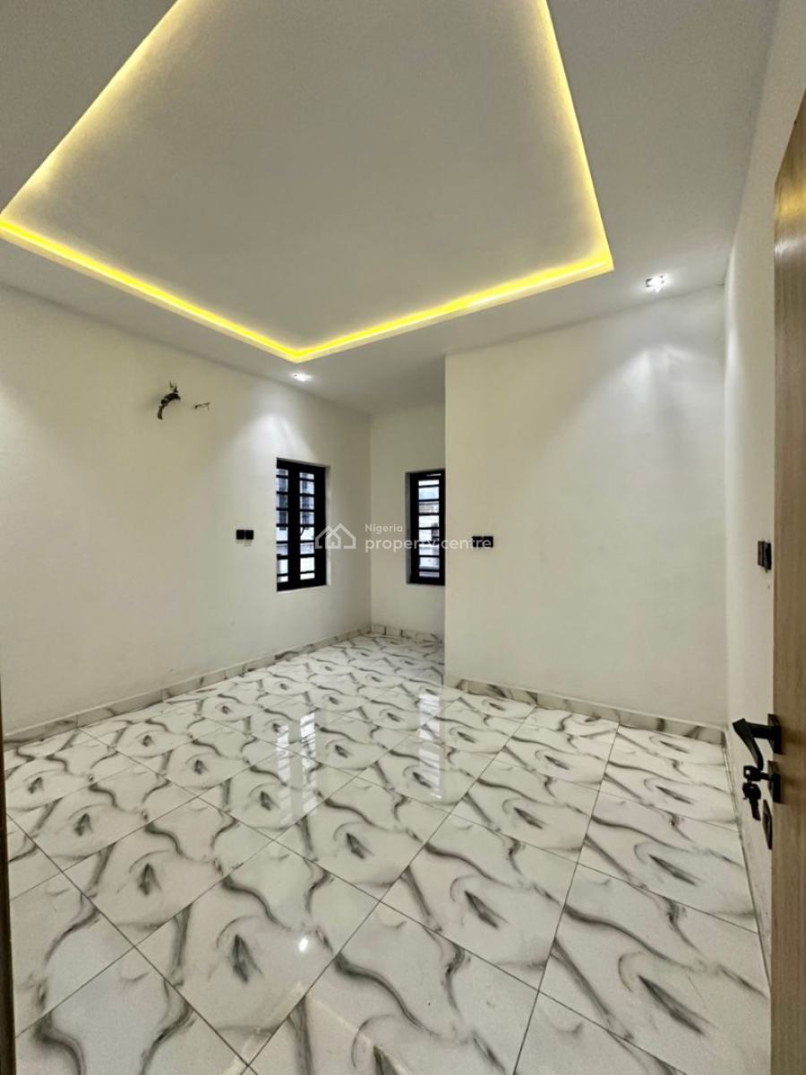 Spacious 3 Bedroom, Ikota, Lekki, Lagos, Terraced Duplex for Sale
