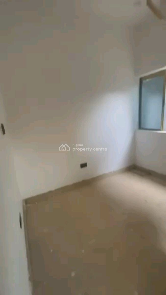 a Decent and Standard Miniflat, Groundfloor with 2toilets and Bath, Off Fola Agoro Road, Yaba, Lagos, Mini Flat (room and Parlour) for Rent