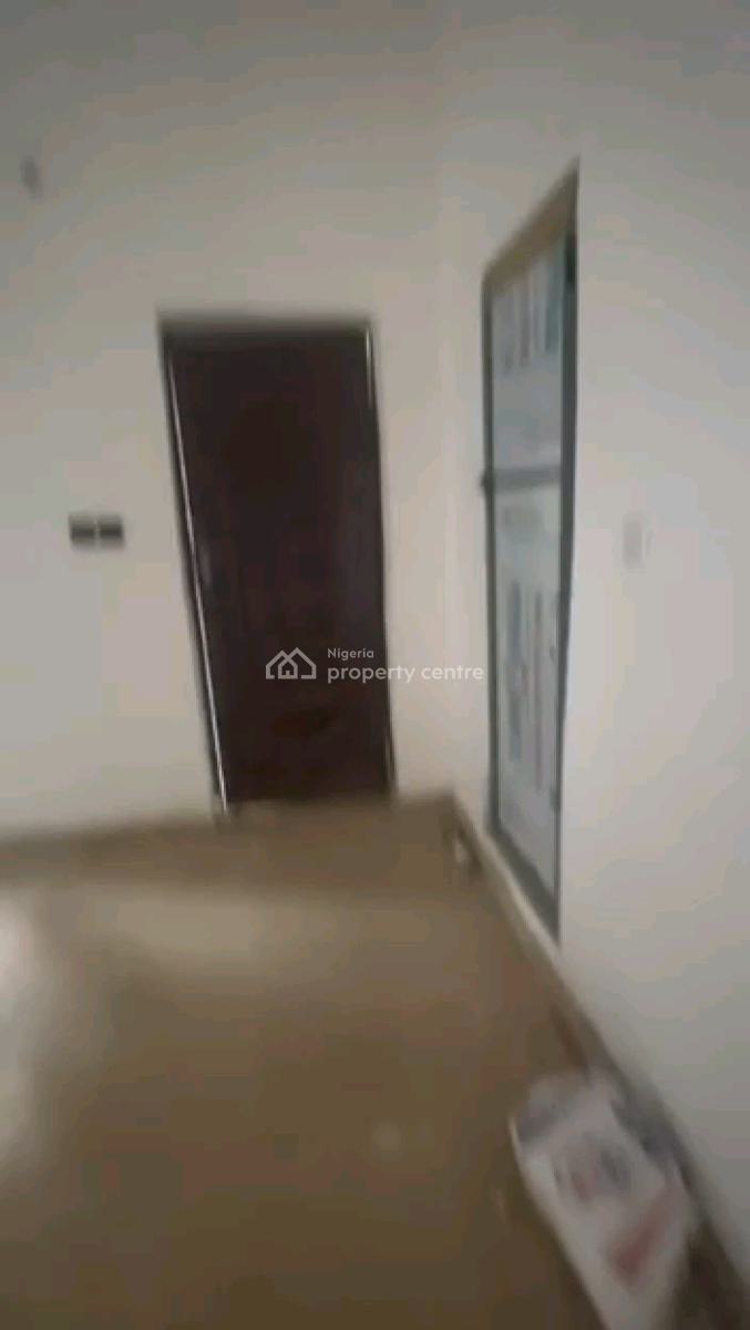 a Decent and Standard Miniflat, Groundfloor with 2toilets and Bath, Off Fola Agoro Road, Yaba, Lagos, Mini Flat (room and Parlour) for Rent