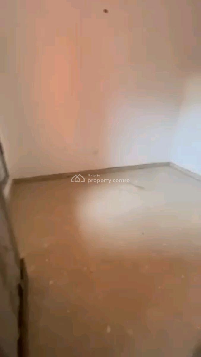 a Decent and Standard Miniflat, Groundfloor with 2toilets and Bath, Off Fola Agoro Road, Yaba, Lagos, Mini Flat (room and Parlour) for Rent