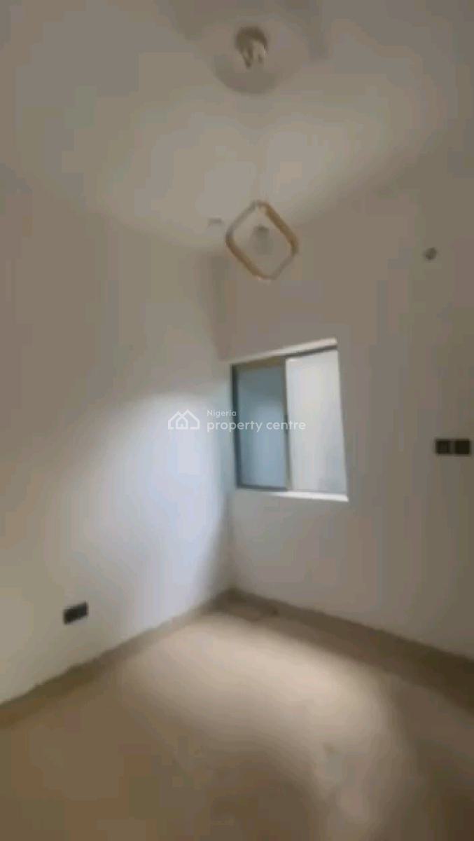 a Decent and Standard Miniflat, Groundfloor with 2toilets and Bath, Off Fola Agoro Road, Yaba, Lagos, Mini Flat (room and Parlour) for Rent