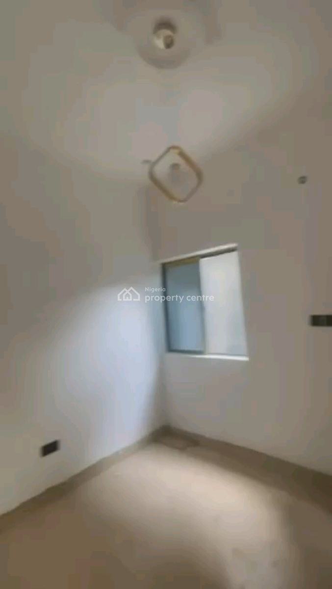 a Decent and Standard Miniflat, Groundfloor with 2toilets and Bath, Off Fola Agoro Road, Yaba, Lagos, Mini Flat (room and Parlour) for Rent